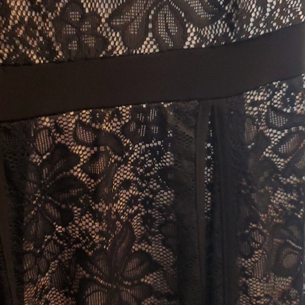 Womens dress - Picture 3 of 4